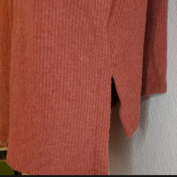 PST by Project Social T Rib Knit Soft Hoodie Top Sz Small Rust NWT Cozy Pullover - Picture 4 of 7
